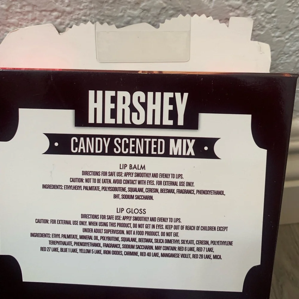 Hershey Candy Scented Lip Balm/ Set of 6 Flavored Lip Balm, Chocolate Lip Balms